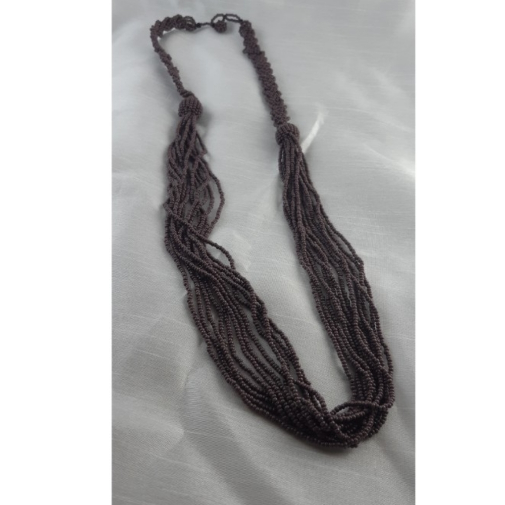 VINTAGE purple beads necklace